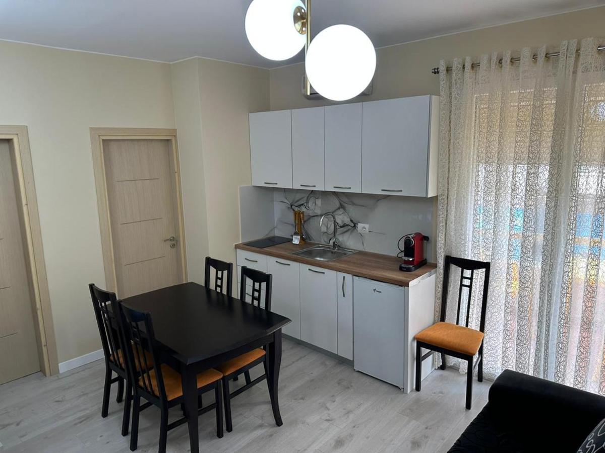 Holiday House Durres Exterior photo
